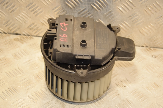 Моторчик печки Ауди А6 C7