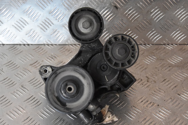 504046460 IVECO Насос гидроусилителя руля (ГУР) купить в Запорожье