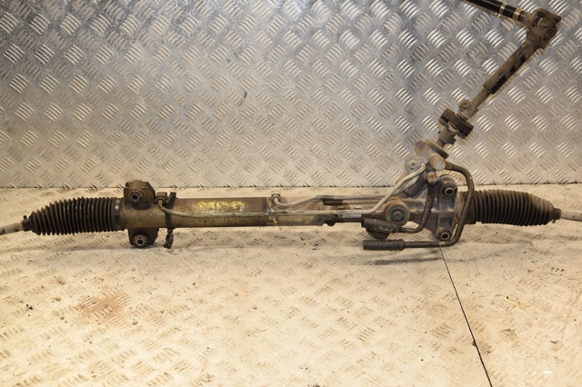 Рейка рулевая 504064571 IVECO