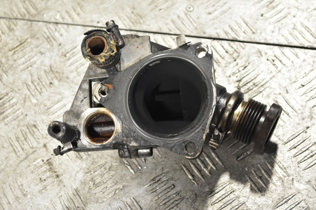 Клапан рециркуляции отработавших газов EGR 504121701 IVECO