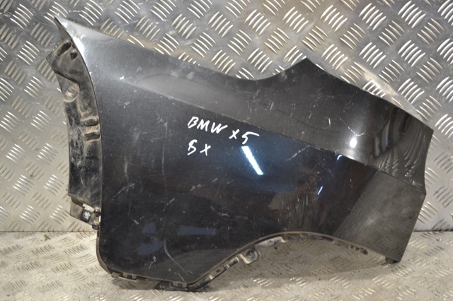 Клык заднего бампера левый 51127158439 BMW