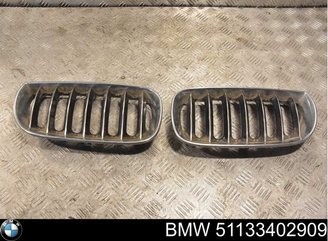 Решетка радиатора левая 51133402909 BMW
