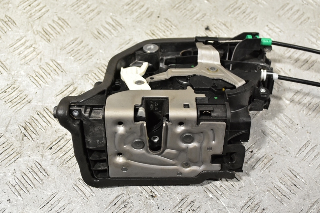 51227281939 BMW Замок двери задней левой купить в Украина