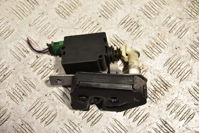 51247016050 LAND ROVER купить в Украина