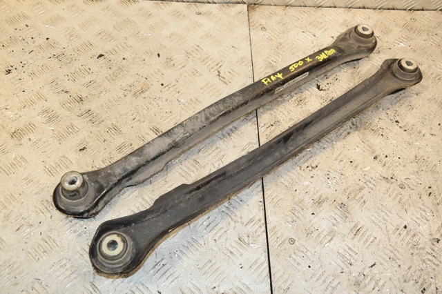 Растяжка задней подвески 52025628 FIAT