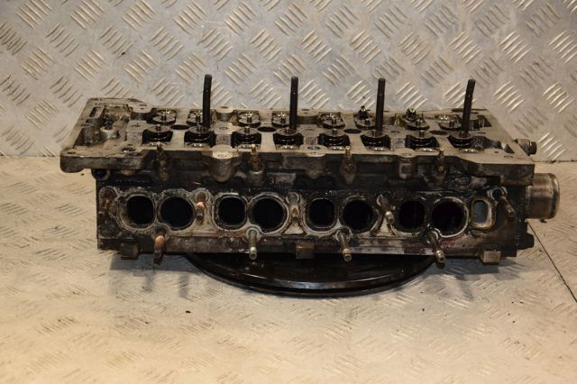 Головка блока цилиндров (ГБЦ) 55212117 FIAT