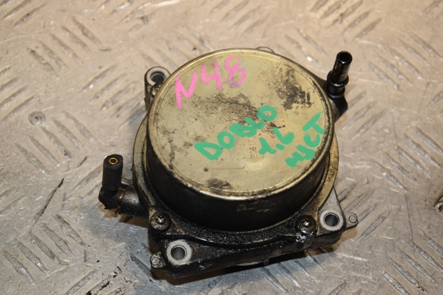 Насос вакуумный 55221325 FIAT