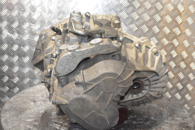OPEL 55561696 КПП в сборе (механическая коробка передач) в наличии Запорожье