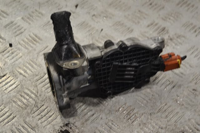 Клапан рециркуляции отработавших газов EGR 55581958 OPEL