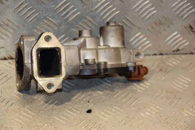 OPEL 55581958 Клапан ЕГР в наличии Ирпень