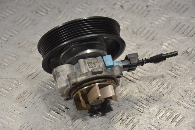 OPEL 55588014 Помпа в наличии Сумы