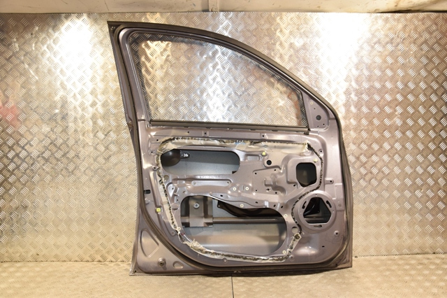 MITSUBISHI 5700A277 Дверь передняя левая в наличии Хмельницкий