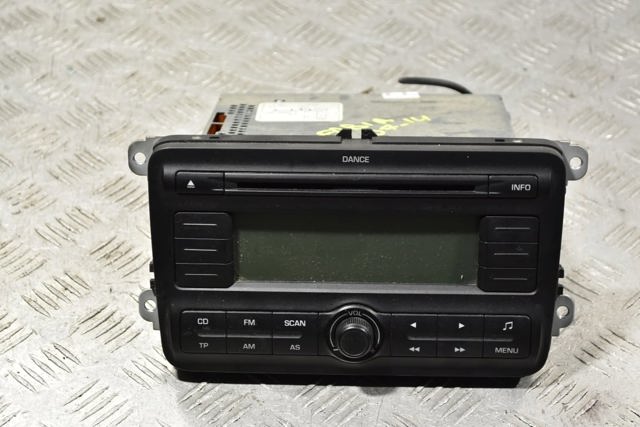 VAG 5J0035161A Магнитола (радио AM/FM) в наличии Ирпень
