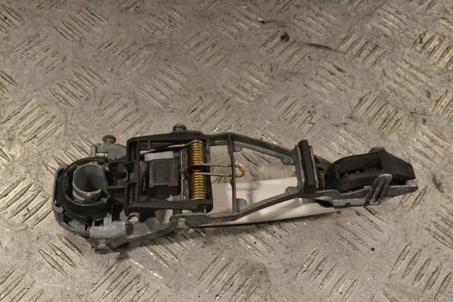 VAG 5J0837886C в наличии Днепр