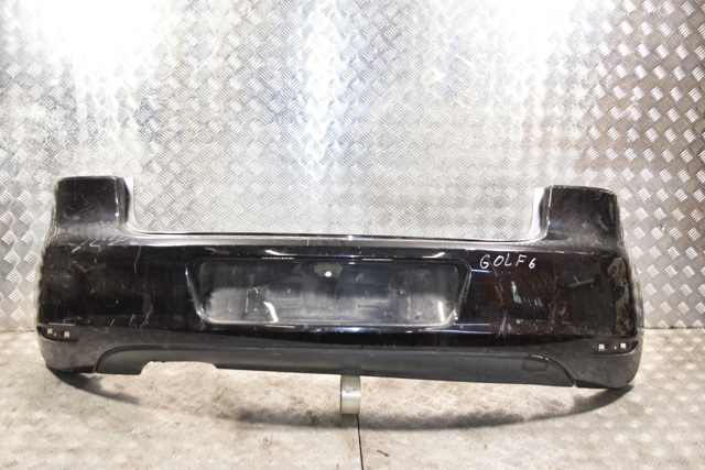 Задний бампер 5K6807421 VAG