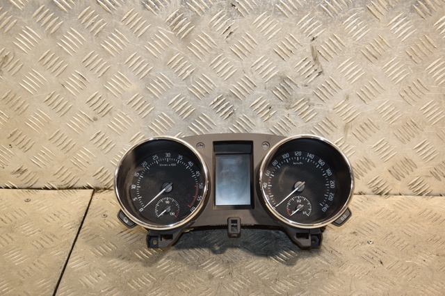 Щиток приборов 5L0920840H VAG