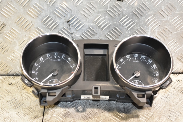 5L0920840H VAG Приборная доска (щиток приборов) купить в Хмельницкий