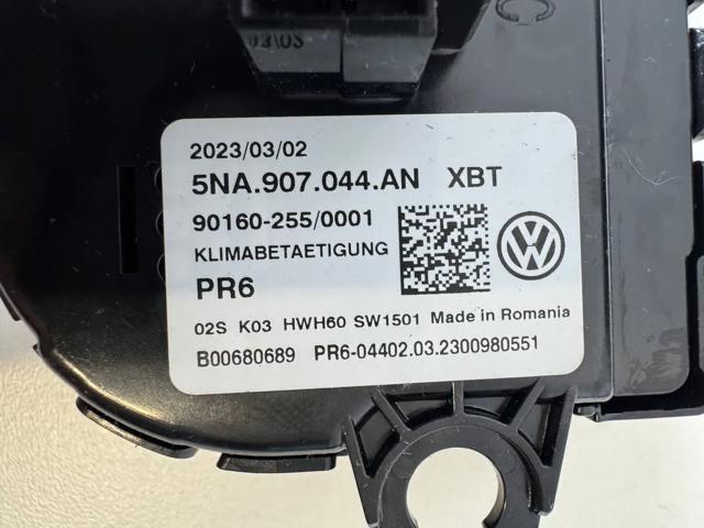 Блок управления печкой 5NA907044AN VAG