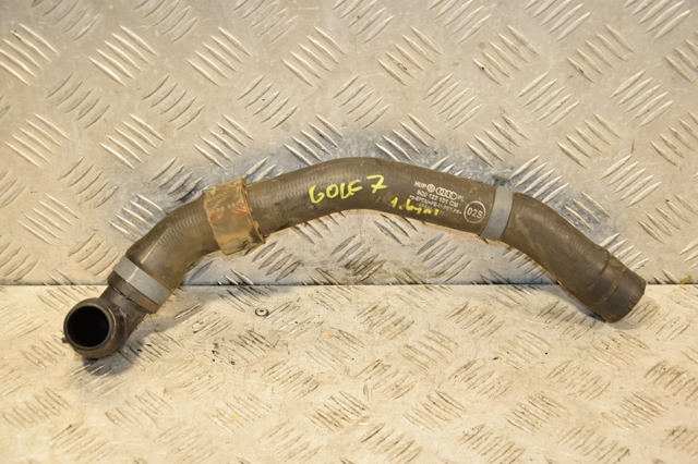 Патрубок системы охлаждения 5Q0122101CM VAG
