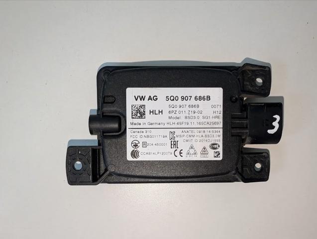 VAG 5Q0907686B Датчик контроля мертвой зоны задний в наличии Павлоград