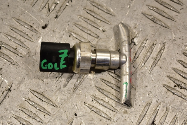 VAG 5Q0959126A Датчик давления кондиционера в наличии Черновцы