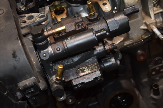 Насос топливный высокого давления (ТНВД) 5WS40565 RENAULT