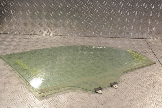 61011SC000 SUBARU Стекло двери передней правой купить в Запорожье