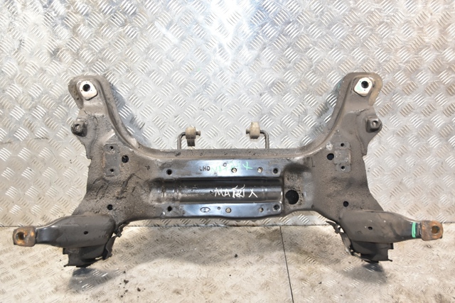 Передняя балка 6240017000 HYUNDAI