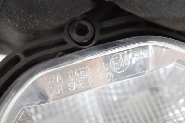 63177409122 BMW Фара противотуманная правая купить в Ровно
