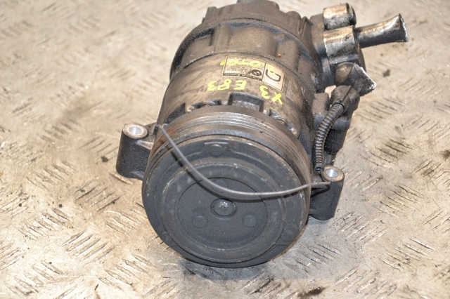 Компрессор кондиционера 64526905643 BMW