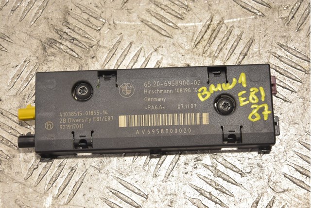 Усилитель сигнала антенны 65206958900 BMW