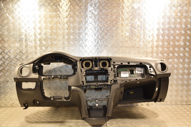 Панель салона передняя "торпедо" 681004784R RENAULT