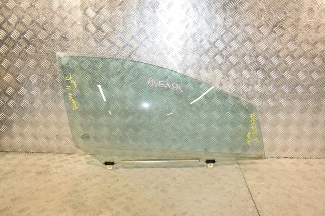 6810105050 TOYOTA Стекло двери передней правой купить в Ирпень