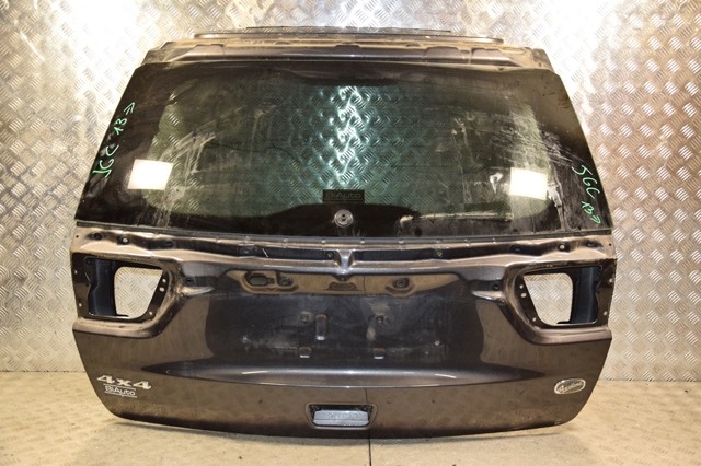 Дверь задняя багажная Jeep Grand Cherokee IV