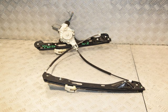 Мотор стеклоподъемника двери передней, правой 6927028 BMW