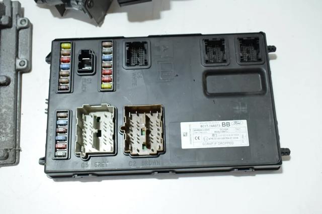 FORD 6C1112A650AL в наличии Черновцы