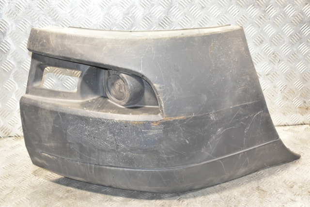 Бампер передний, правая часть 6C1117E888A FORD