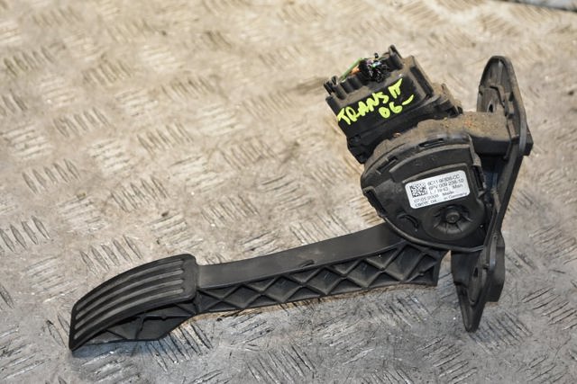 6C119F836CC Педаль газа купить Днепр
