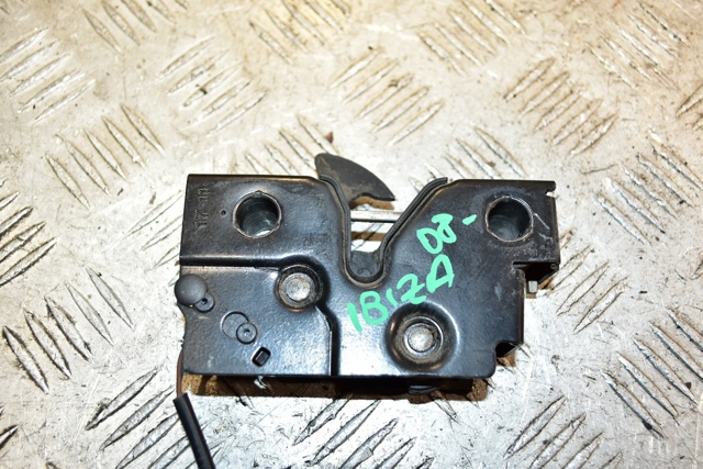 Замок капота 6J0823509B VAG