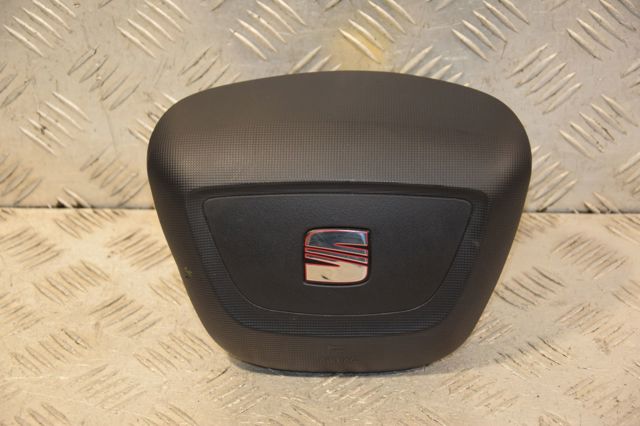Подушка в руле 6J0880201Q VAG