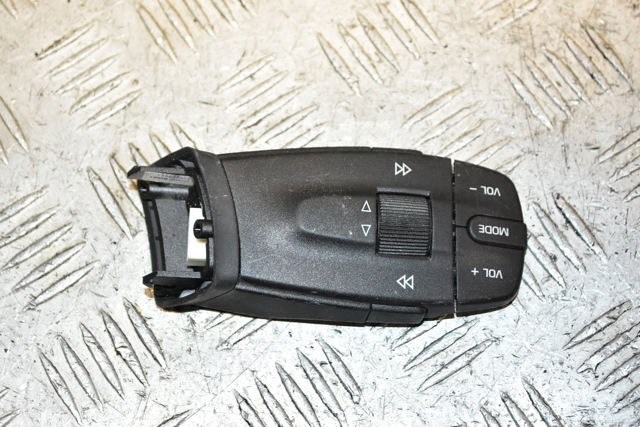 VAG 6J0959441 в наличии Житомир