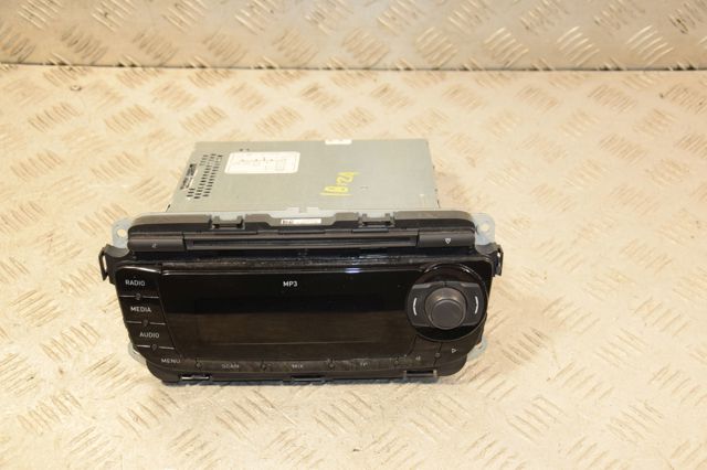Заводская магнитола 6J1035153G VAG
