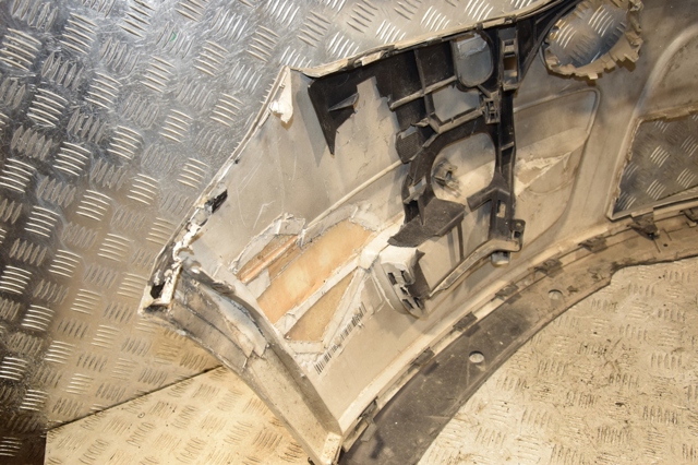 FORD 6M21R17757AK Бампер передний в наличии Ужгород