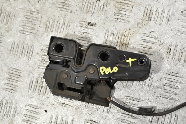 Замок капота 6Q0823509K VAG