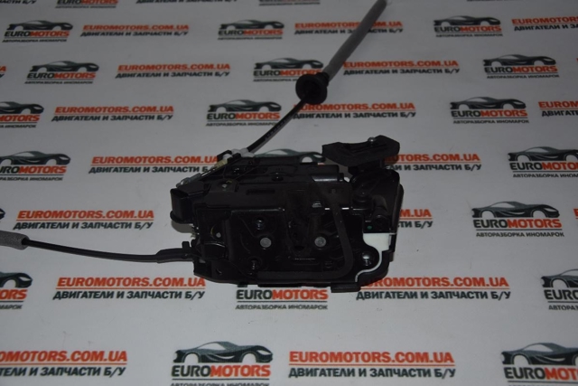 VAG 6V0839016A Замок двери задней правой в наличии Кривой Рог