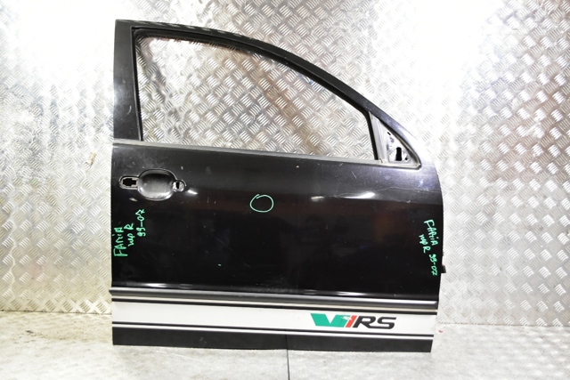 Пассажирская передняя дверь 6Y0831052 VAG