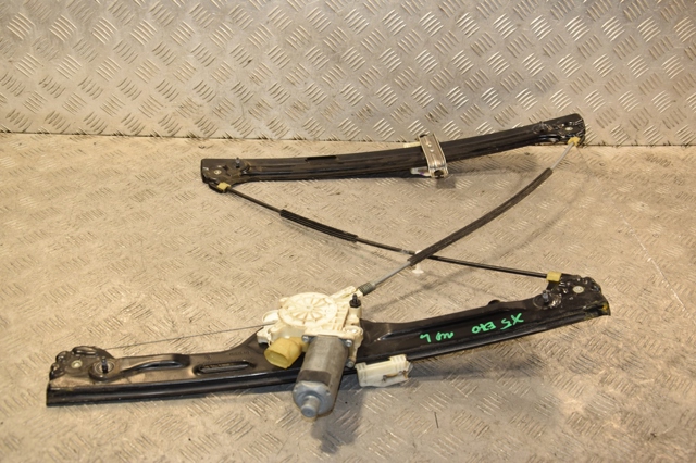 Подъемник механический ветрового стекла 7166379 BMW