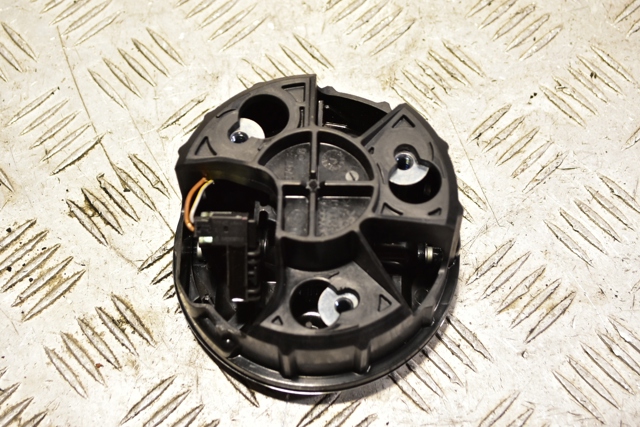 7248535 BMW Кнопка привода замка багажника купить в Тернополь