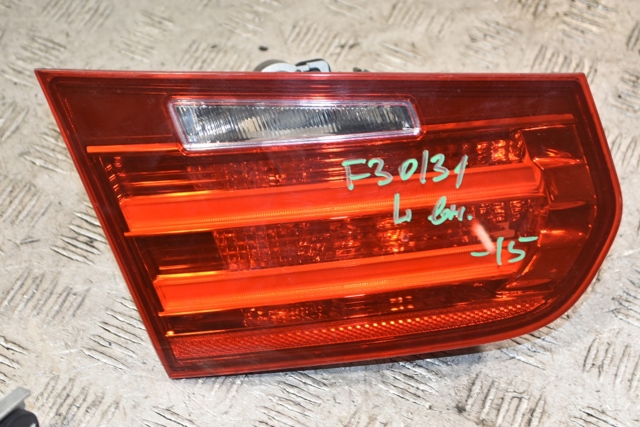 Задний левый внутренний фонарь 7259915 BMW