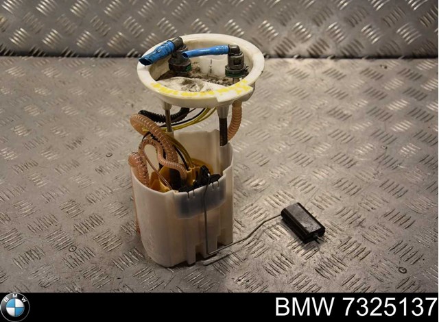 Топливный насос 7325137 BMW